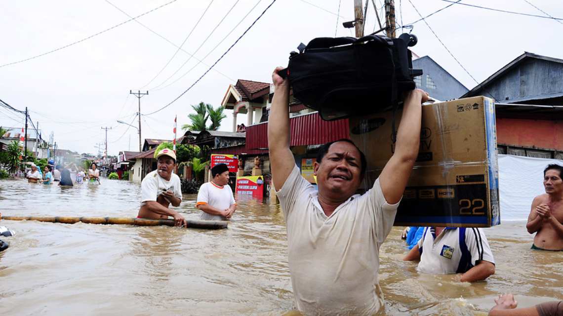 inundaciones en indonesia