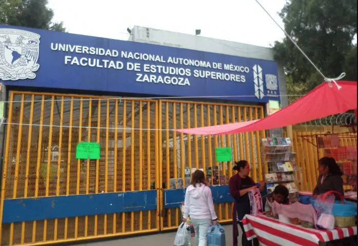 Balean a dos alumnos de la UNAM afuera de la FES Zaragoza
