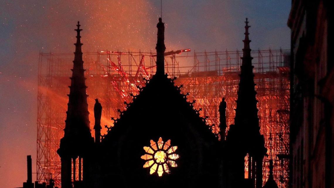 Catedral de Notre Dame cuando la historia se vuelve cenizas