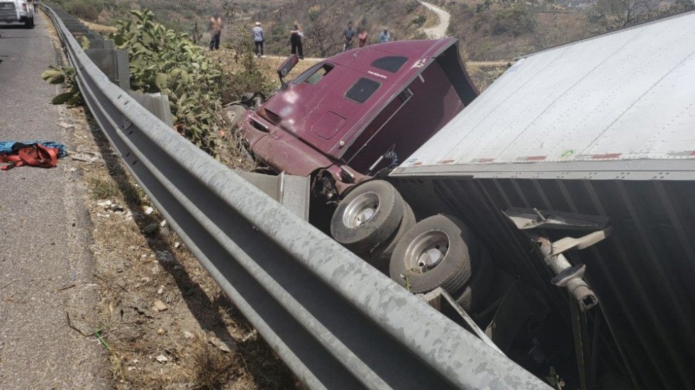 Accidente en carretera Chamapa-Lechería deja varios muertos