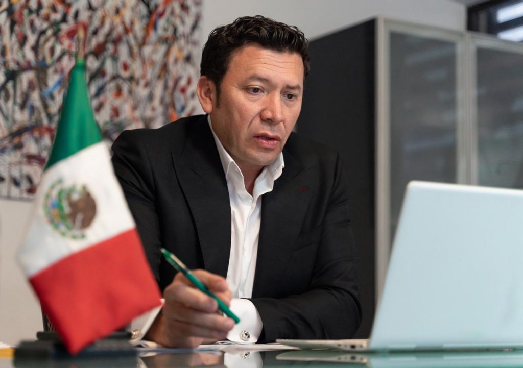 El senador José Jiménez Yáñez pide a la FGR investigue al gobernador de Querétaro