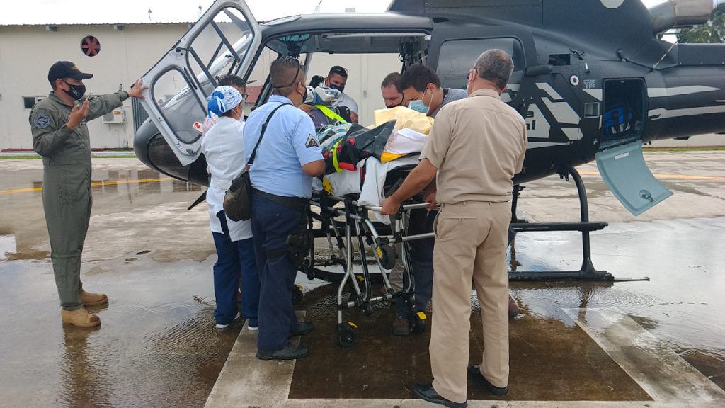En Colima, SEMAR brindó evacuación y traslado de paciente con quemaduras