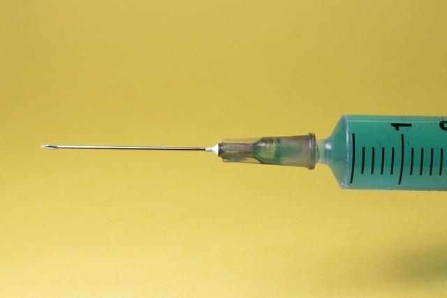 Salud confía en que producción de vacuna Covid-19 este en un año