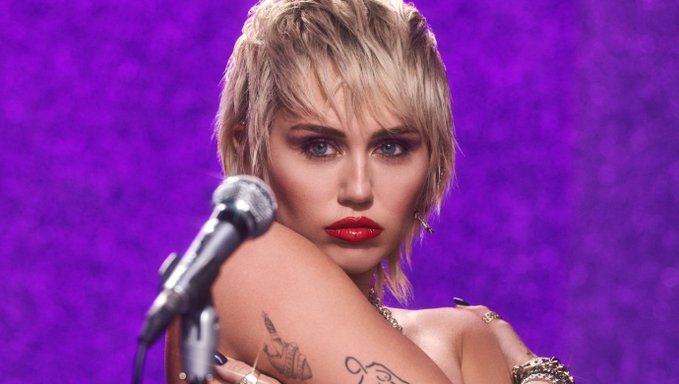 Miley Cyrus regresa con su nueva canción 'Midnight Sky'