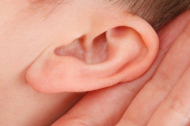 Según expertos la sordera podría ser otro efecto secundario de Covid-19