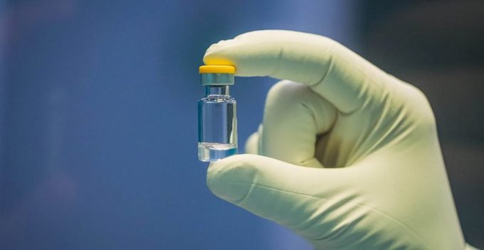 Vacuna contra Covid-19 de Oxford crea inmunidad en un 99%