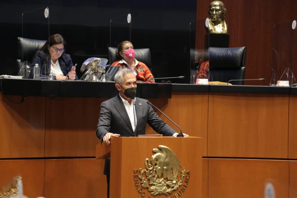 Miguel A. Mancera propone regular teleconsultas médicas