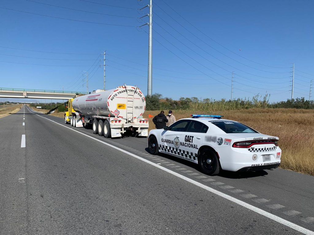 Guardia Nacional aseguró 42 mil litros de combustibles en Apodaca, Nuevo León