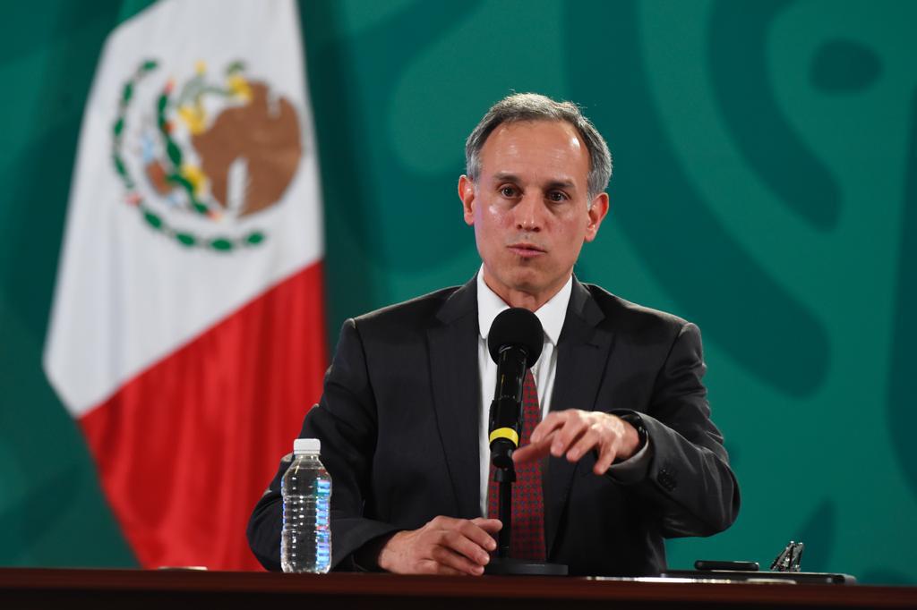 Empresa de paquetería traerá la vacuna rusa a México, informa López Gatell
