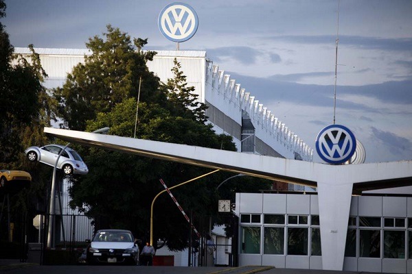 A falta de gas natural Volkswagen, GM, Mazda y Audi frenan producción en México