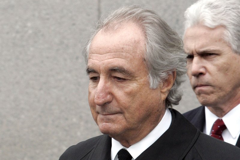 Murió en prisión Bernie Madoff; realizó la mayor estafa piramidal tipo Ponzi
