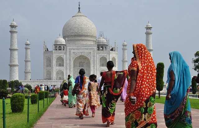 EUA restringirá viajes desde la India