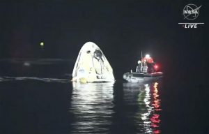 Nave de SpaceX regresó a la Tierra con 4 astronautas