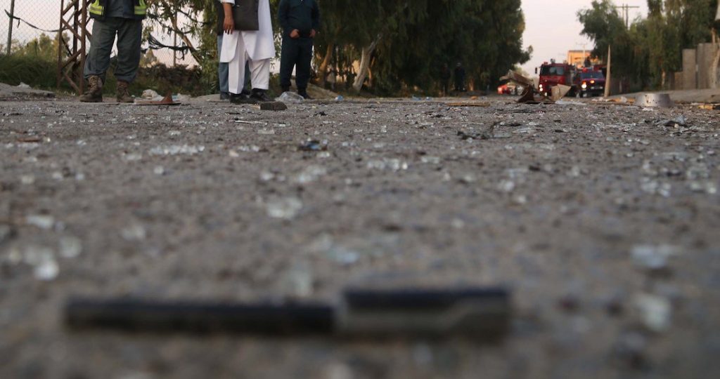 Bomba cerca de una escuela en Afganistán deja 21 heridos