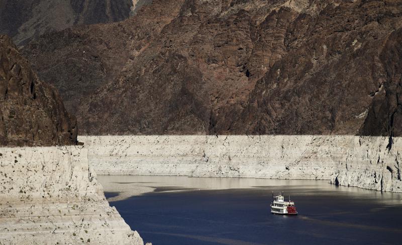 Sequía deja sin agua a embalse de Río Colorado