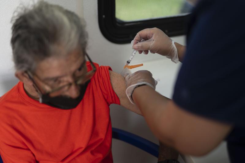 En Puerto Rico personas vacunadas ya no tendrán que usar mascarillas