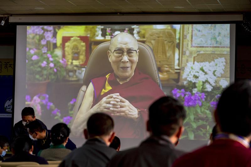 Líder espiritual tibetano Dalai Lama festeja sus 86 años