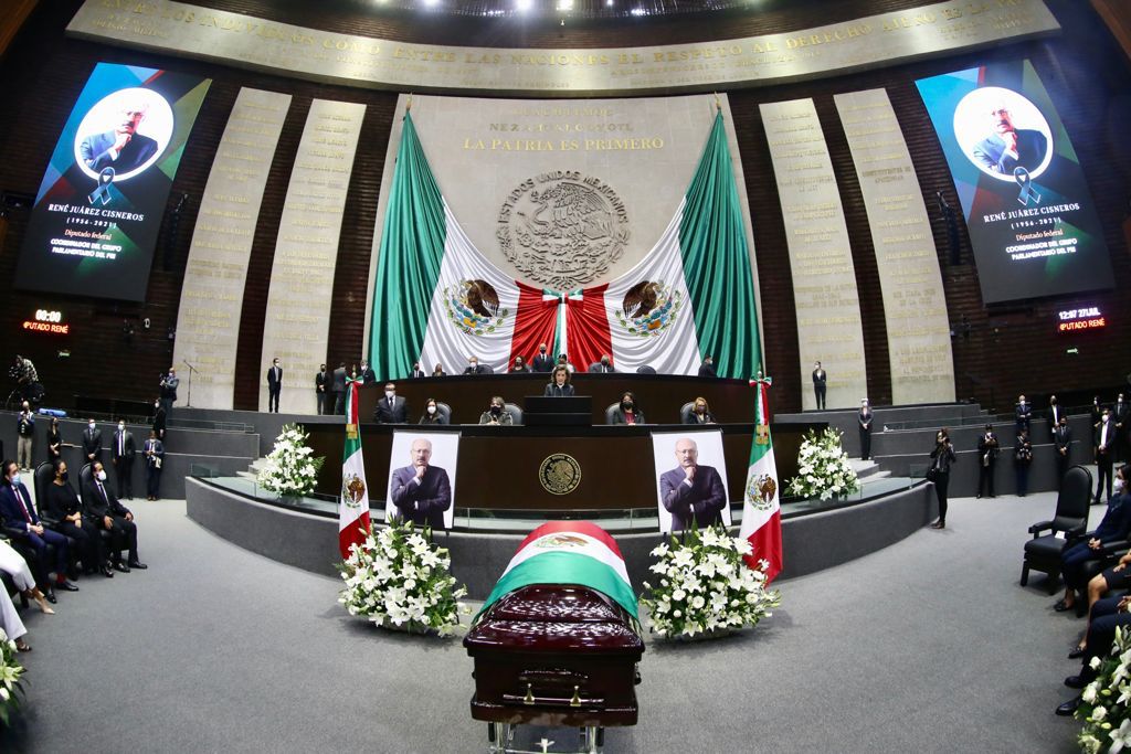 Reúne Juárez Cisneros a políticos de todos los partidos en su homenaje póstumo; lo reconocieron como hombre de Estado Foto: Internet