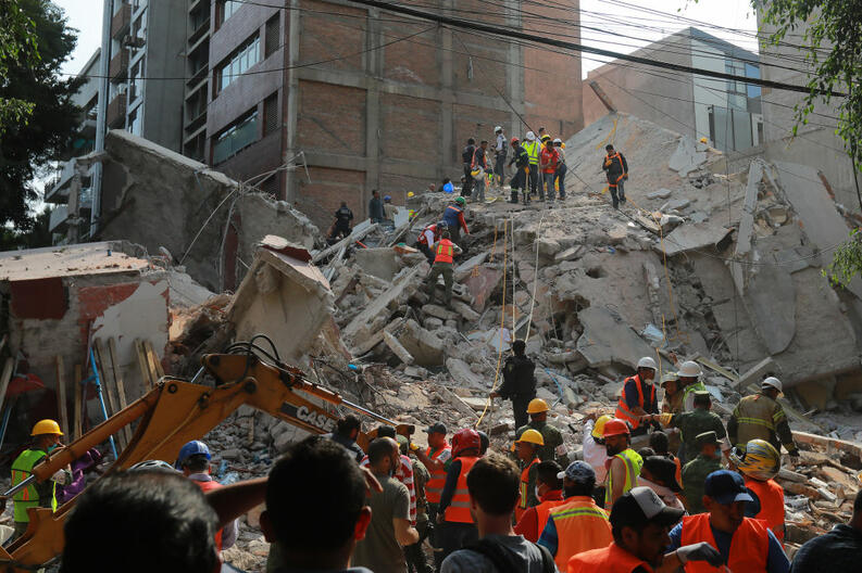 Al recordar los sismos de septiembre, diputados se confrontan por desaparición del Fonden Foto: Internet
