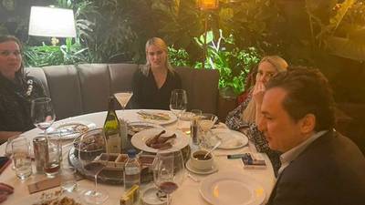 Captan a Emilio Lozoya en restaurante de lujo en CDMX Foto: Internet