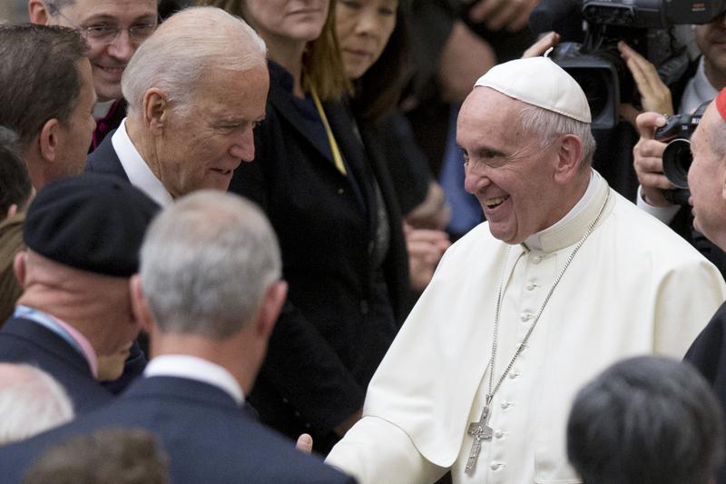 Vaticano cancela transmisión de Biden recibiendo al papa Foto: AP