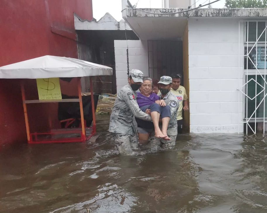 Guardia Nacional aplica “Plan GN-A” por lluvias e inundaciones en Tejada, Veracruz ***FOTOS GN***