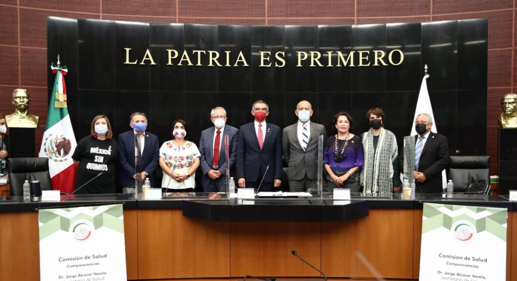“No existe crisis en el sector salud”:Jorge Alcocer; “mentiras” dicen senadoras Foto: Internet