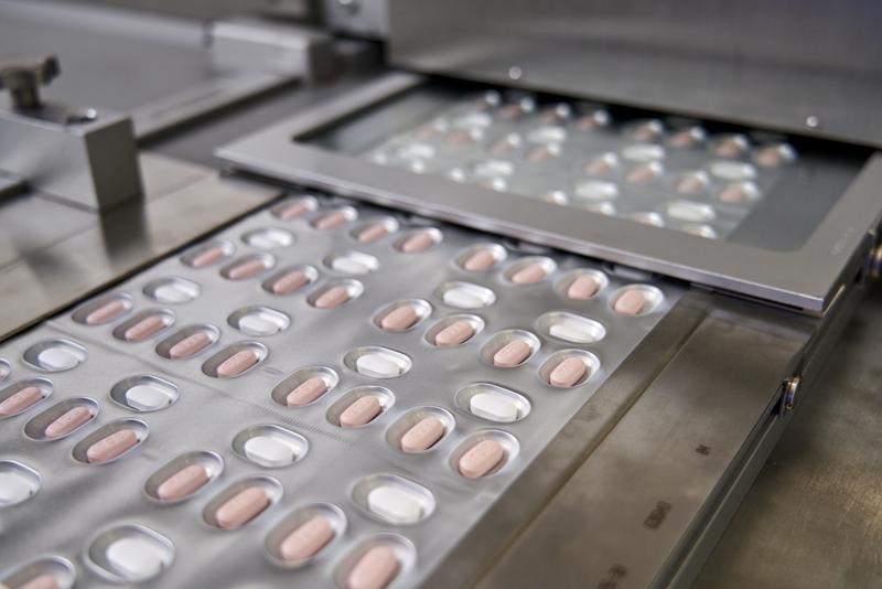 EUA y Pfizer pactan posible píldora contra COVID-19 Foto: AP