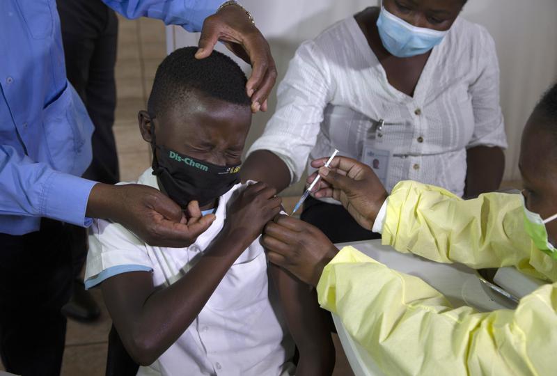 OMS se reúne de urgencia por nueva variante del coronavirus Foto: AP