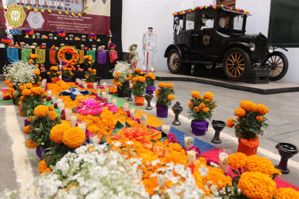 Instalan exposición de altares del Día de Muertos en el Museo de la Policía *FOTOS & VIDEO SSC-CDMX*