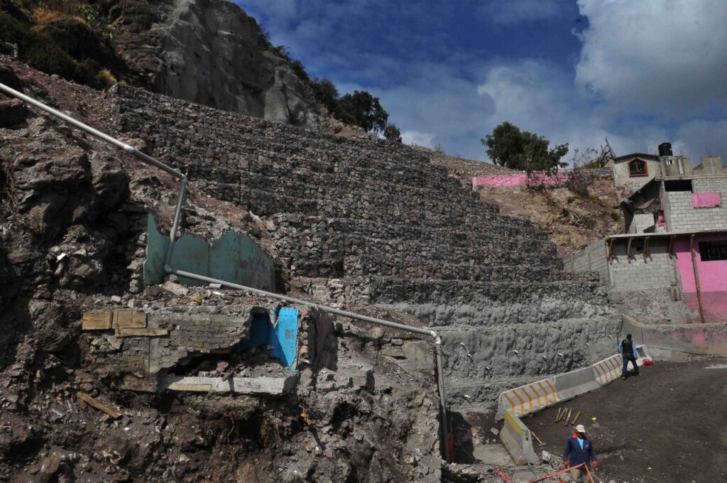 Concluyen trabajos de estabilización en la zona del derrumbe de rocas, en el Cerro del Chiquihuite *FOTOS & VIDEO ESPECIALES