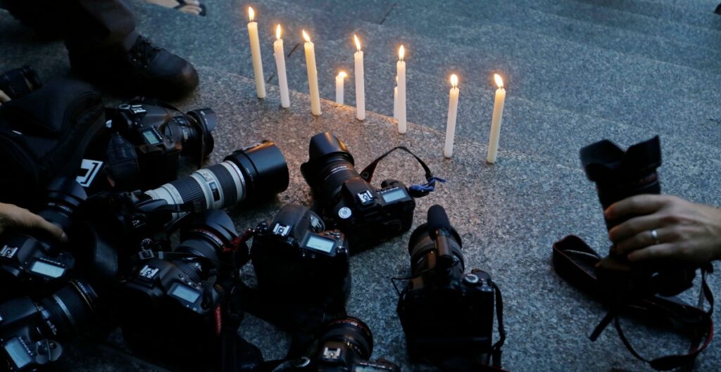 Es urgente acabar con la impunidad en los crímenes contra periodistas: CNDH Foto: Internet