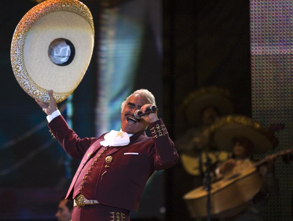 México despide a Vicente Fernández, “el rey” del mariachi