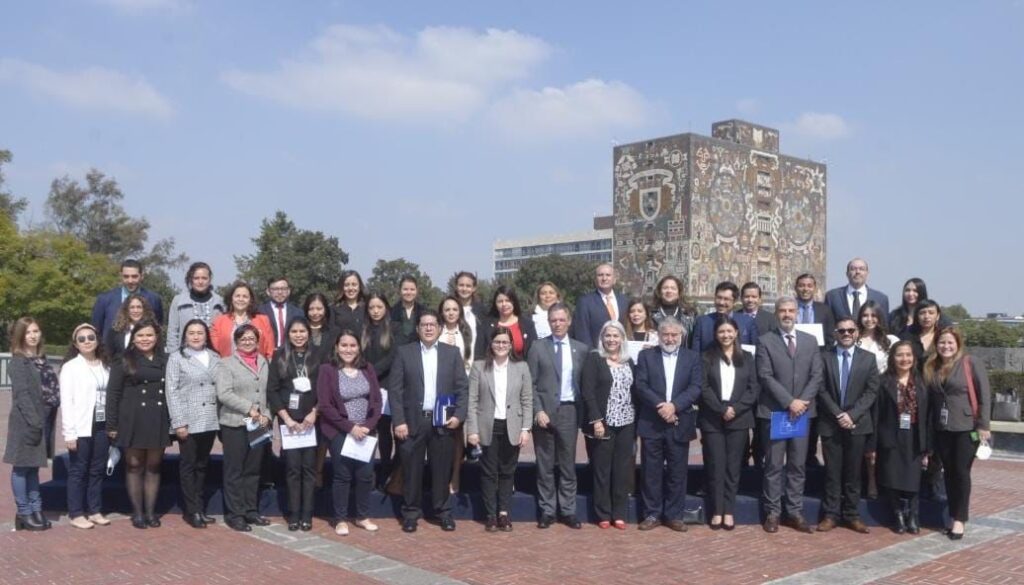 INM concluyen CRM y UNAM diplomado sobre trata de personas