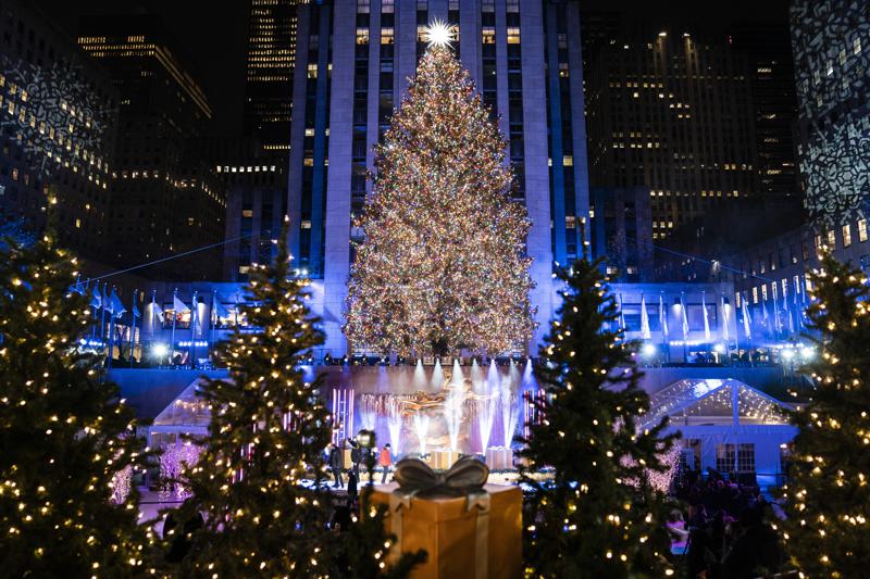 Encienden luces de árbol de Navidad del Rockefeller Center Foto: AP
