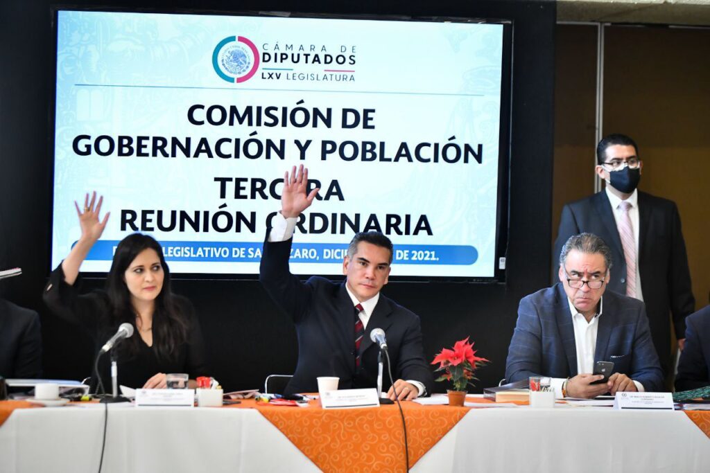 Diputados aprueban en comisiones nueva ley para el Conapred; panistas se inconforman Foto: @alitomorenoc