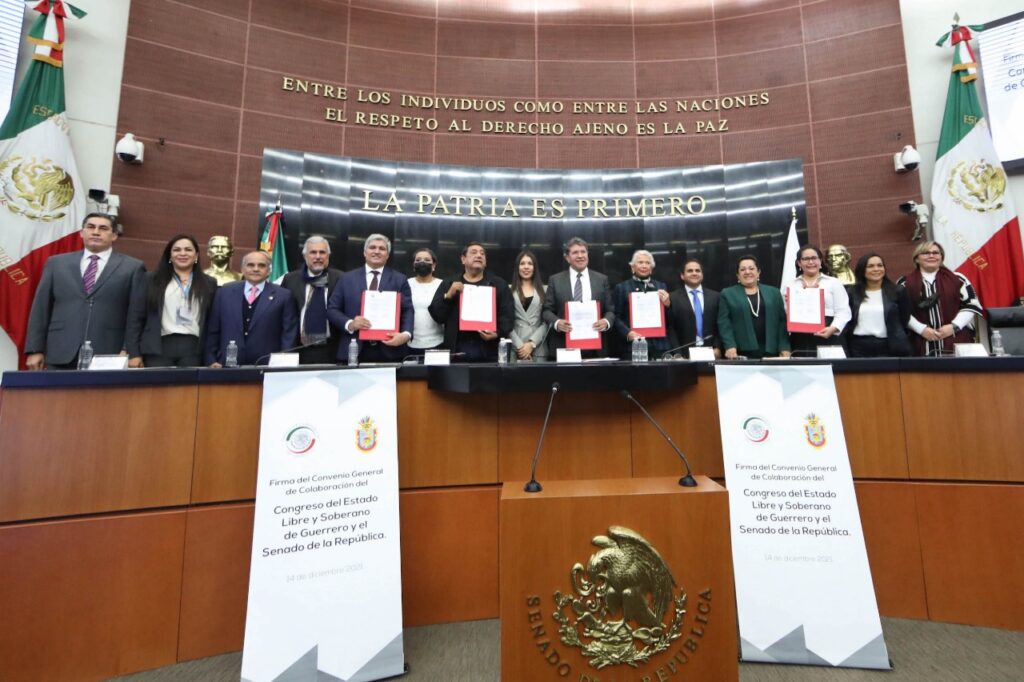 Firman Senado y Congreso de Guerrero convenio de capacitación legislativa Foto: Internet