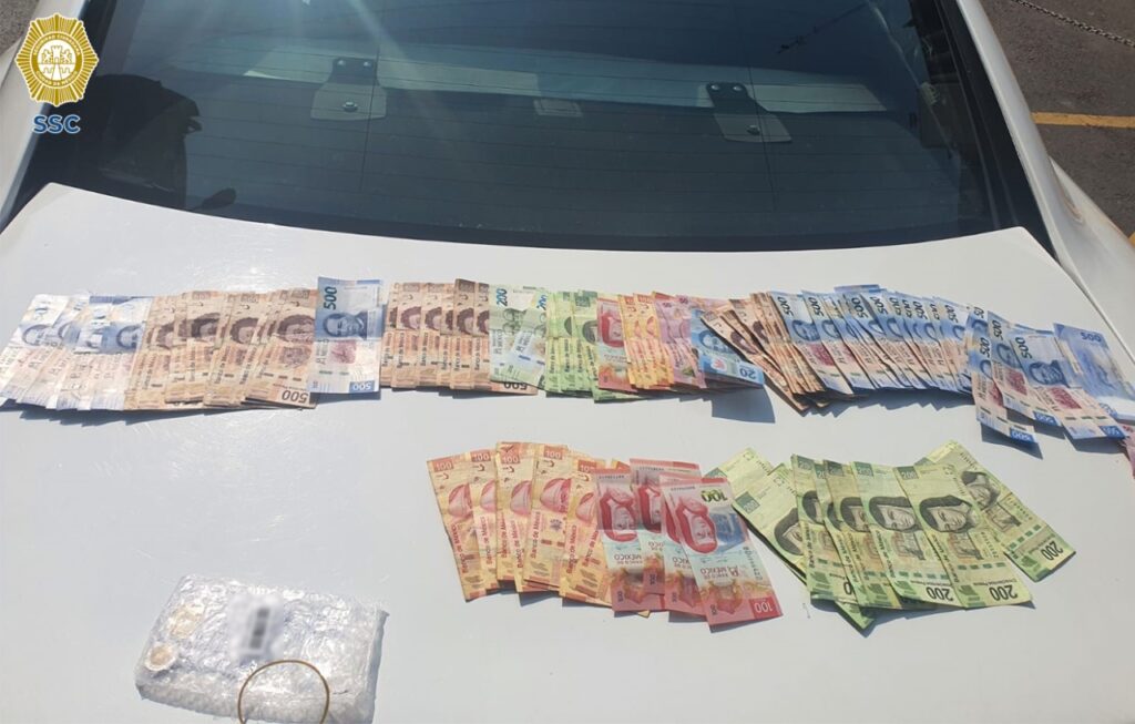 Policías capitalinos recuperaron 36 mil pesos en efectivo y detuvieron a presunto delincuente *FOTOS & VIDEO SSC-CDMX*