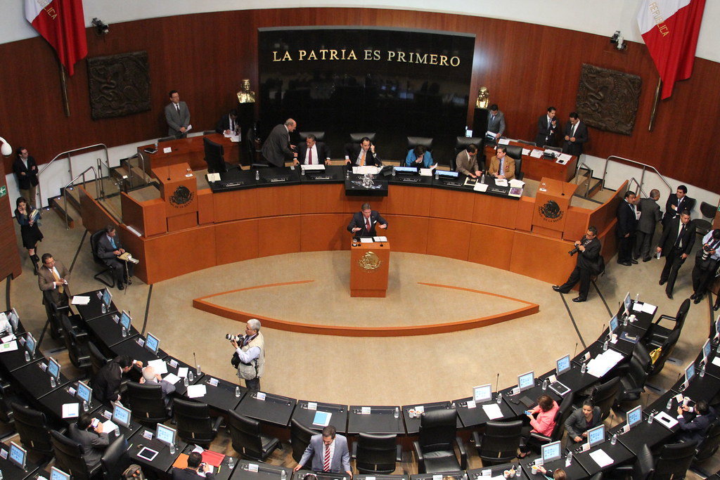 Discuten en tribuna del Senado, escándalo de la “casa gris” Foto: Internet