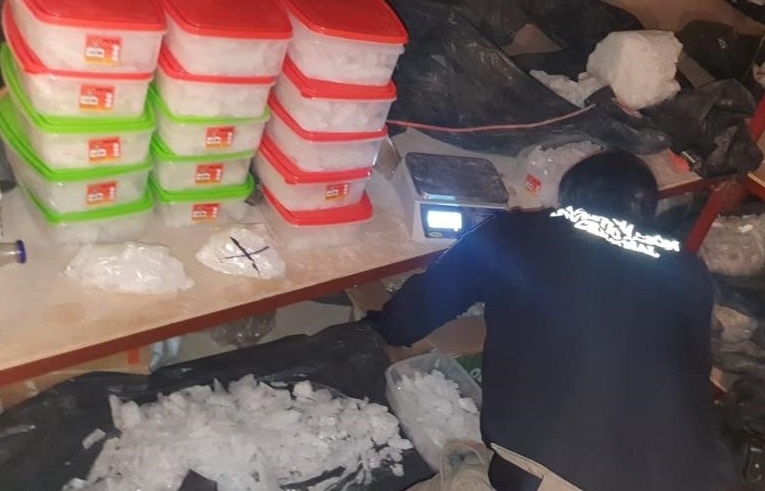 FGR aseguró más de cuatro toneladas de metanfetamina en Culiacán, Sinaloa *FOTOS FGR