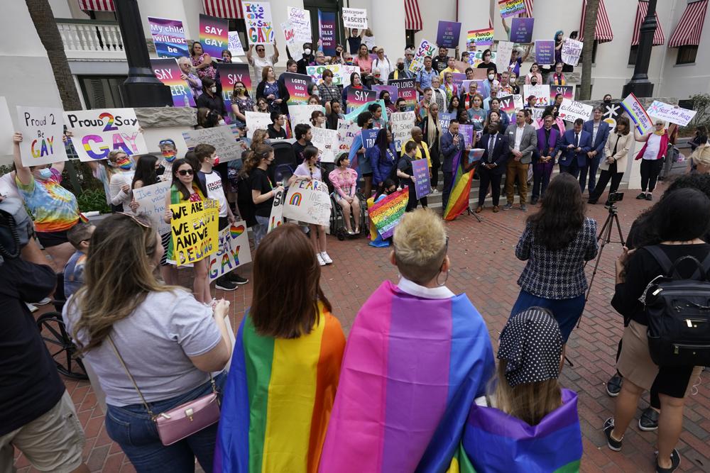 Legislatura de la Florida aprueba ley del “no digas gay”