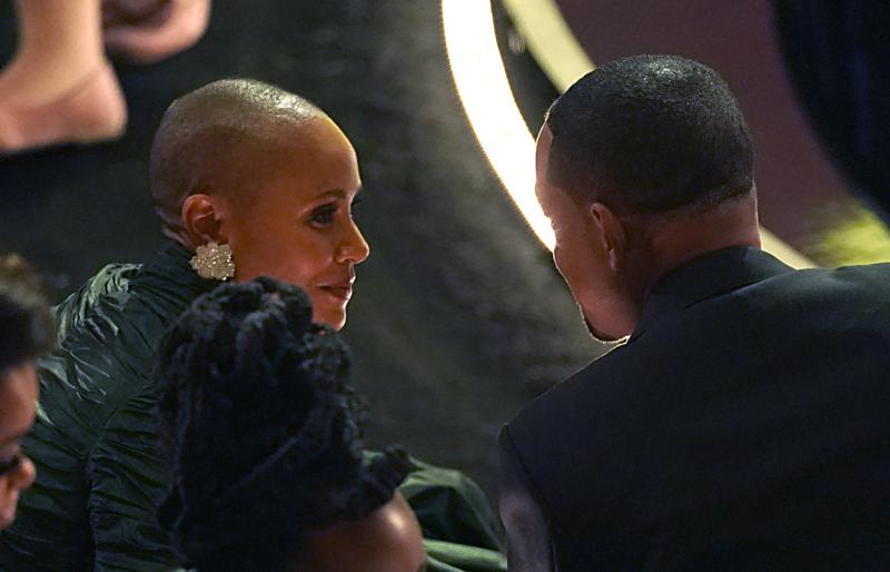 La pérdida de cabello de Pinkett Smith por alopecia en el centro de la disputa Foto: AP
