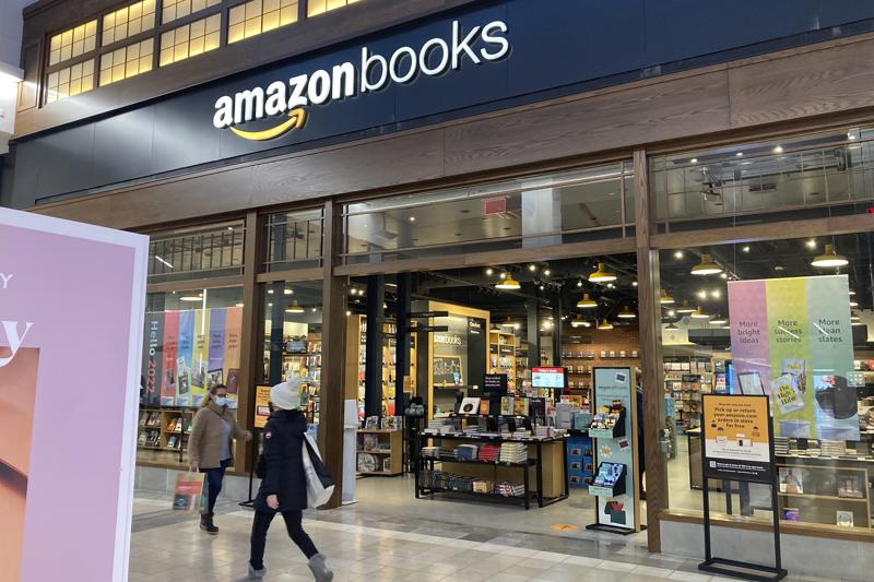 Amazon cierra librerías y tiendas 4-star Foto: AP