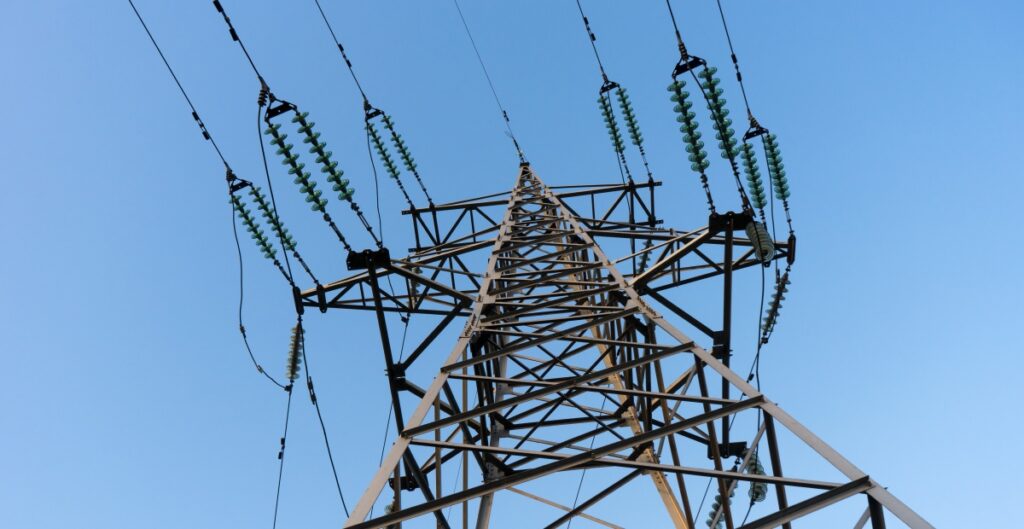 Difieren legisladores sobre el dictamen de la reforma eléctrica Foto: Internet