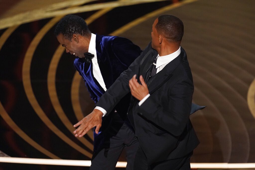 Will Smith cacheteó a Chris Rock durante los Oscars (Video)