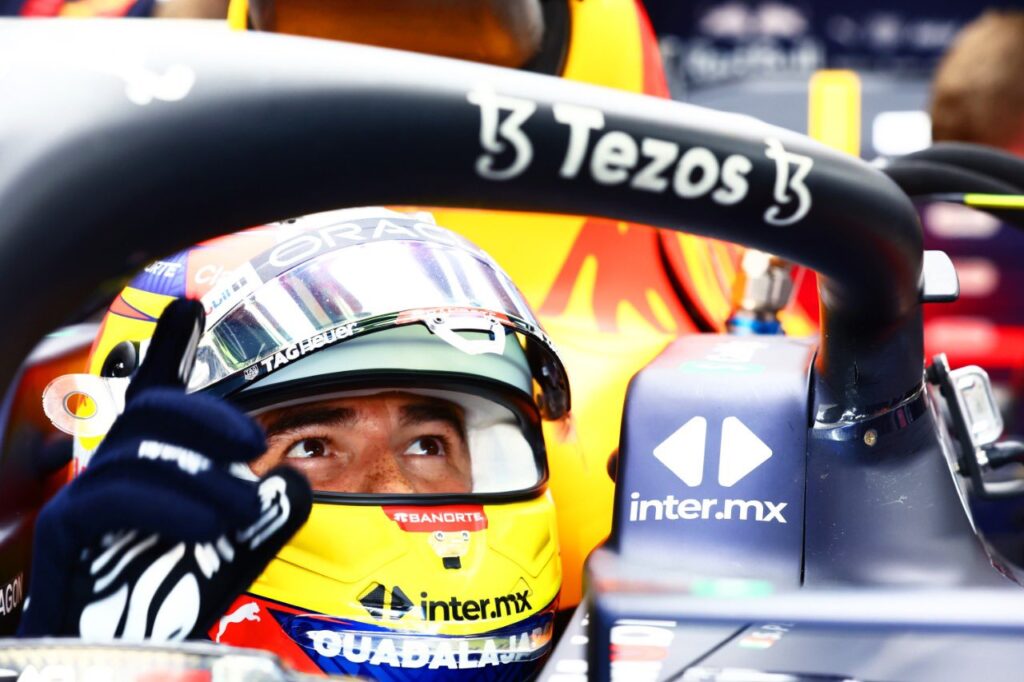Checo Pérez, primer mexicano en conquistar la Pole Position de la F1