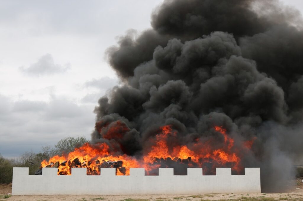 FGR incineró más de cuatro toneladas de narcótico en Reynosa, Tamaulipas Foto: FGR