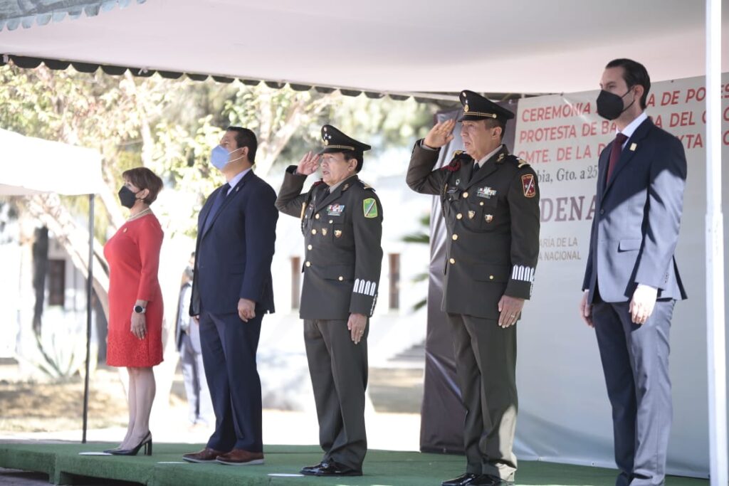 Enrique García Jaramillo asume el mando como nuevo Comandante de la XVI Zona Militar en Villagrán, Guanajuato Fotos: Especiales