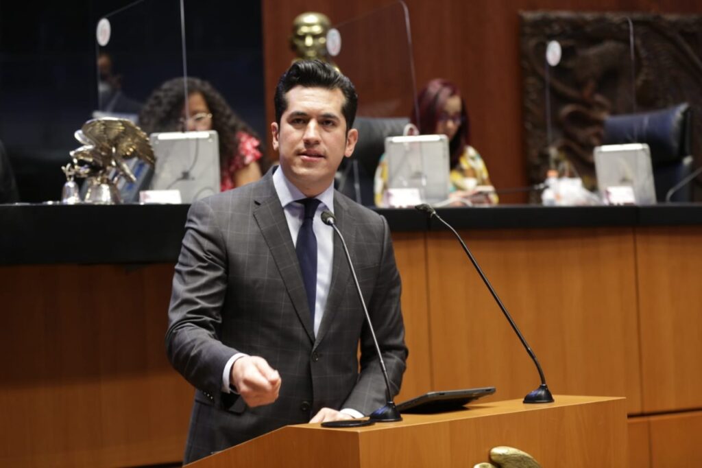 Propone senador Israel Zamora ampliar derechos de los legisladores