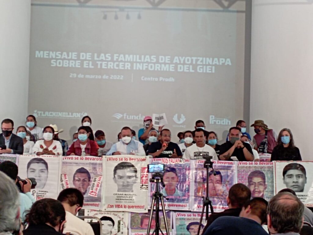 Las Fuerzas Armadas han jugado sucio en el caso: aseguran padres de lo 43 normalistas de Ayotzinapa *FOTOS ESPECIALES